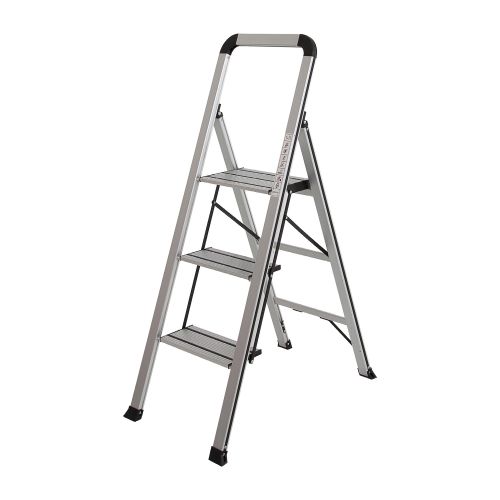 Alu gospodinjska lestev - št. stopnic: 3, višina stojišča: 72 cm