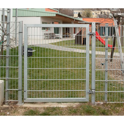 Vrata Vario s cevnim okvirjem, enokrilna - Opis: Pocinkana vrata, Višina v cm: 183, Skupna širina v cm: 137, Prehodna širina v cm: 125