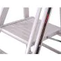Klettermax Universal Plus aluminijasta podestna lestev Mod. UP826 – Število stopnic: 5, Dolžina lestve: 2,25 m, Delovna višina: 3,00 m, Višina podesta: 1,20 m, Spodnja širina: 0,67 m, Izteg (osnovna dolžina pri postavitvi): 1,20 m