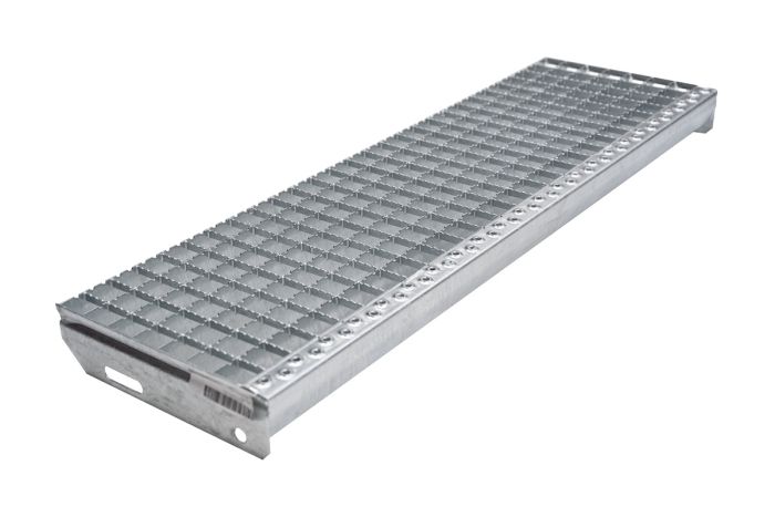 Protidrsne stopnice mrežne rešetke 30x30mm, vroče-cinkano - dolžina mm: 900, širina mm: 270, razdalja med luknjami: 150, teža v kg na kos: 6.2