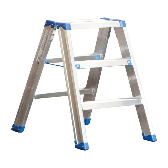 Aluminijasta A-lestev s stopnicami mod. SL - število prečk: 3, višina pribl. m: 0,74, širina m: 51, teža kg: 5,00