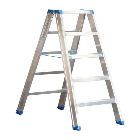 Aluminijasta A-lestev s stopnicami mod. SL - število prečk: 5, višina pribl. m: 1,20, širina m: 56, teža kg: 8,00