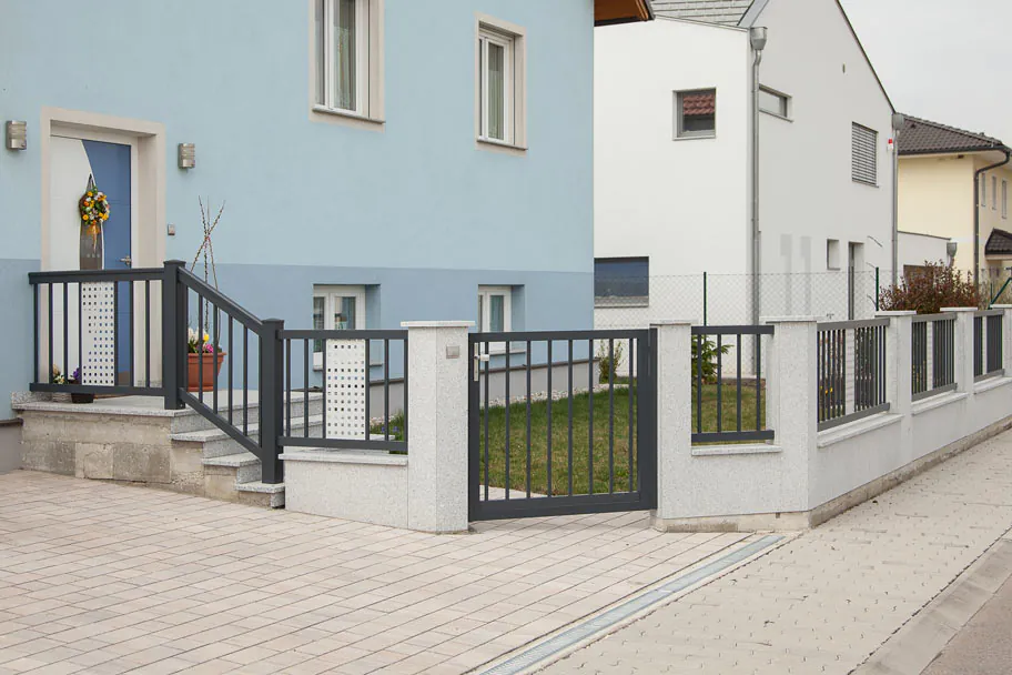 013-Aluzaun-Rimini